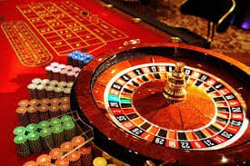 superwin77 platform homepage showing football markets, live-dealer tables, and slot game categories