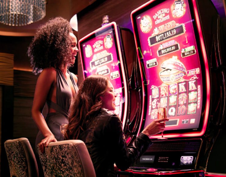 superwin77 live-dealer interface showing Blackjack and Roulette tables on mobile screen